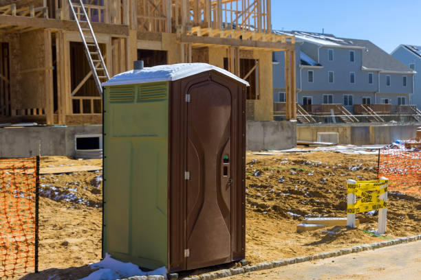 Porta potty delivery and setup in West Falls Church, VA