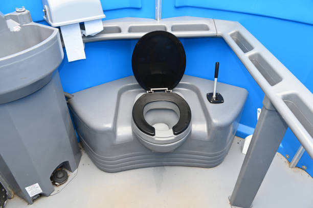 Best Porta potty rental near me  in West Falls Church, VA